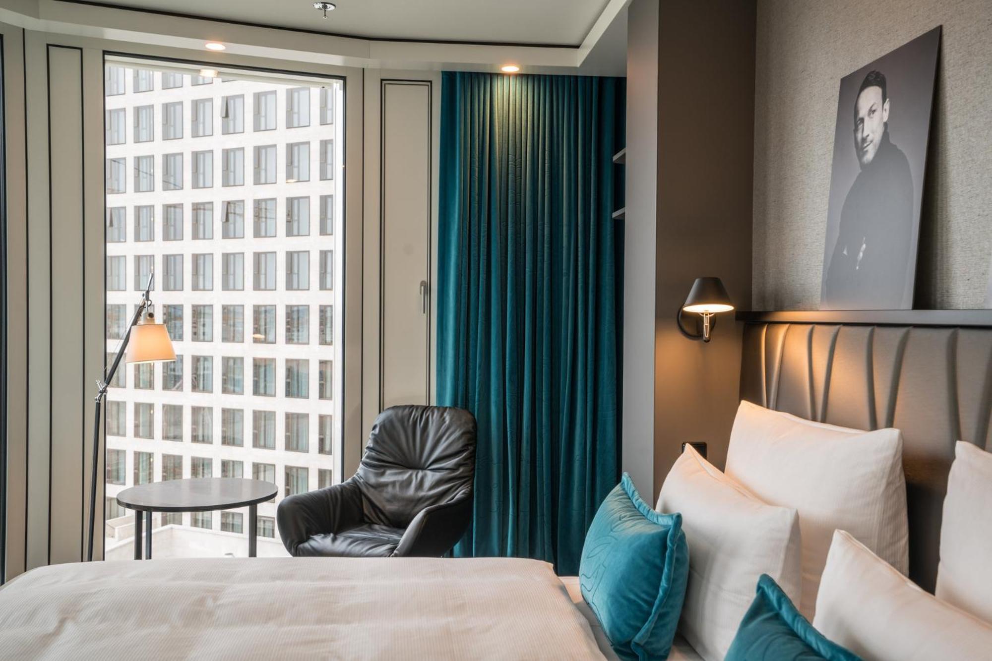 Motel One Berlin-Upper West Bagian luar foto